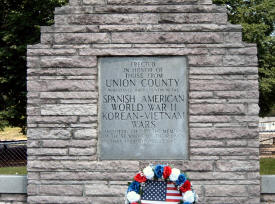 The Union County Soldier Memorial. The Bonny Kate Chapter DAR participated in the Memorial Ceremony and Parade on Memorial Day 2007 with VFW #8682